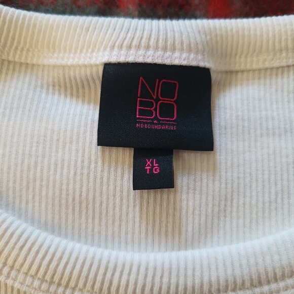 Bundle Size XL Two Leggings and One Tank Top - Picture 2 of 13